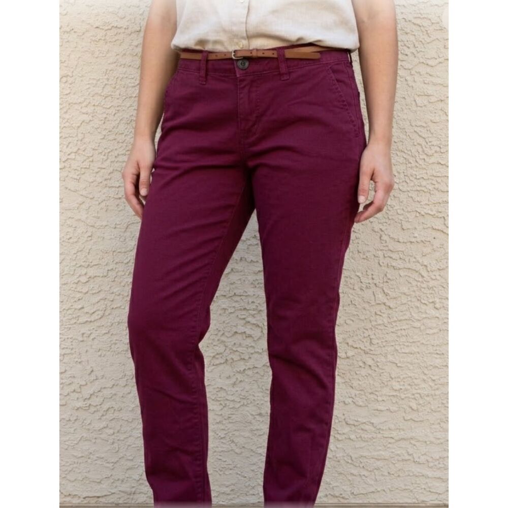 Fuscia St John's Bay Girlfriend Jeans Size 10 cotton Casual Comfy Amazing